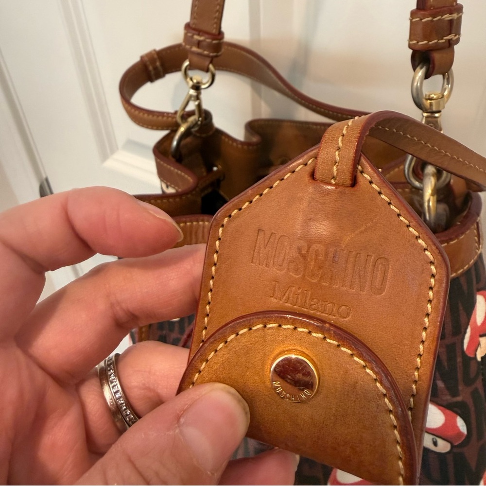 Moschino Couture Jeremy Scott Super Mario Mushroom Bucket Bag Nintendo Rare 1 UP - Picture 9 of 15